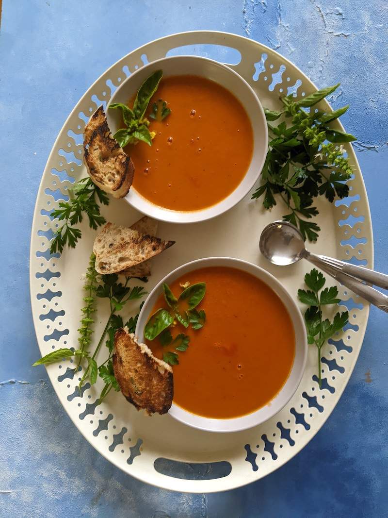 Instant Pot Tomato Soup with Fresh Tomatoes