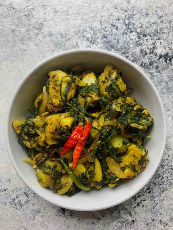 Saag Aloo Recipe - Easy Vegan Potato and Greens Dry Curry